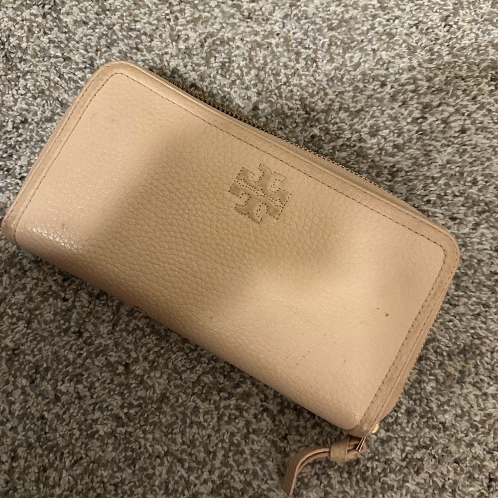 Tory Burch Leather Wallet light pink
